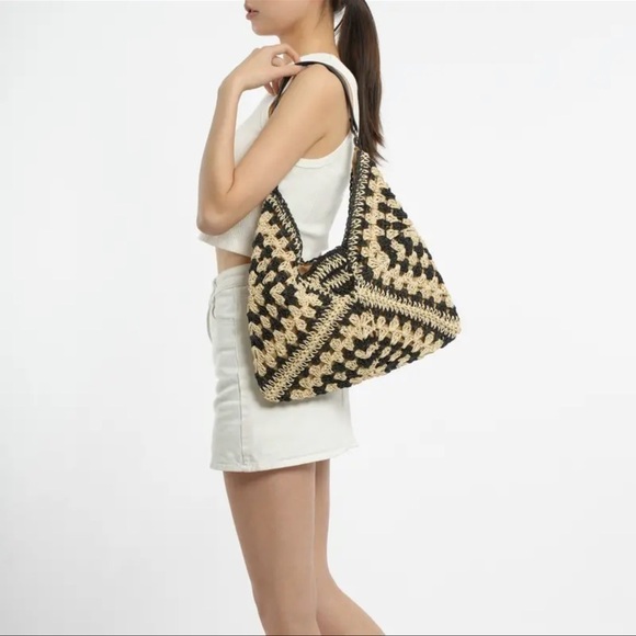 Boho Chic Vintage Straw Woven Hobo Bag - Picture 3 of 7